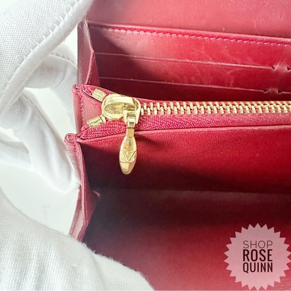 LOUIS VUITTON | All-Inclusive Vernis Sarah Wallet - Picture 17 of 17